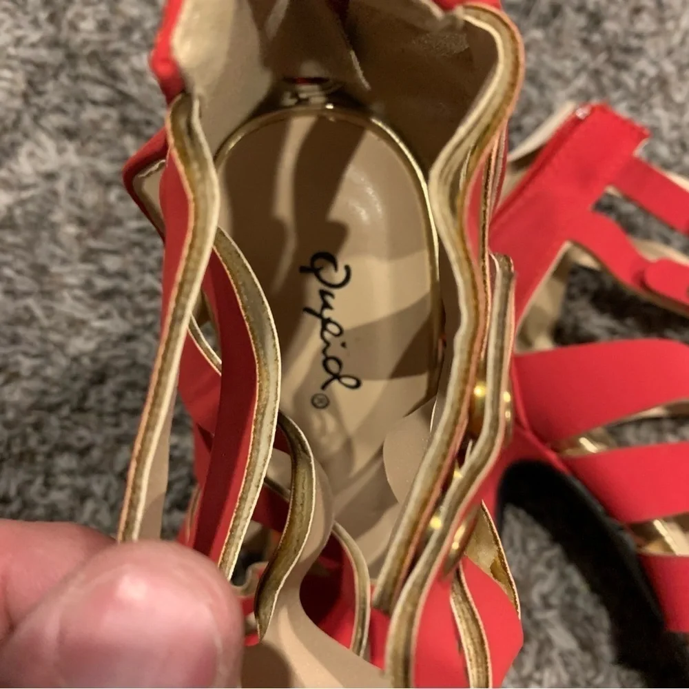 Qupid never been worn